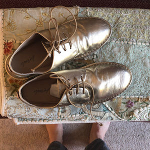 Marsell Gomme Derby shoe in soft matte gold